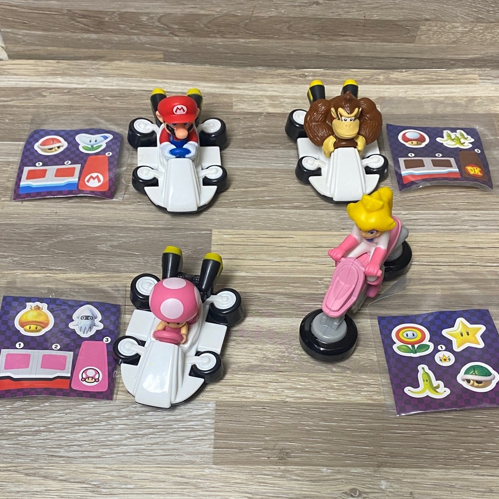 Nintendo Mario Kart Character Racers Set - Picture 11 of 11